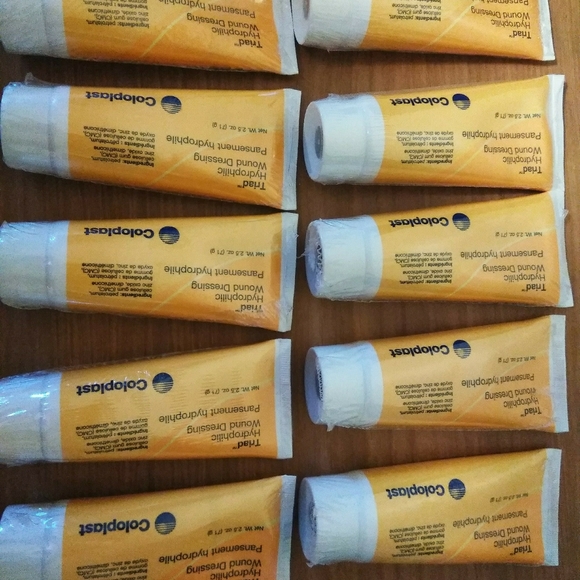 Triad Coloplast Hydrophobic Wound Care Paste - Picture 3 of 4